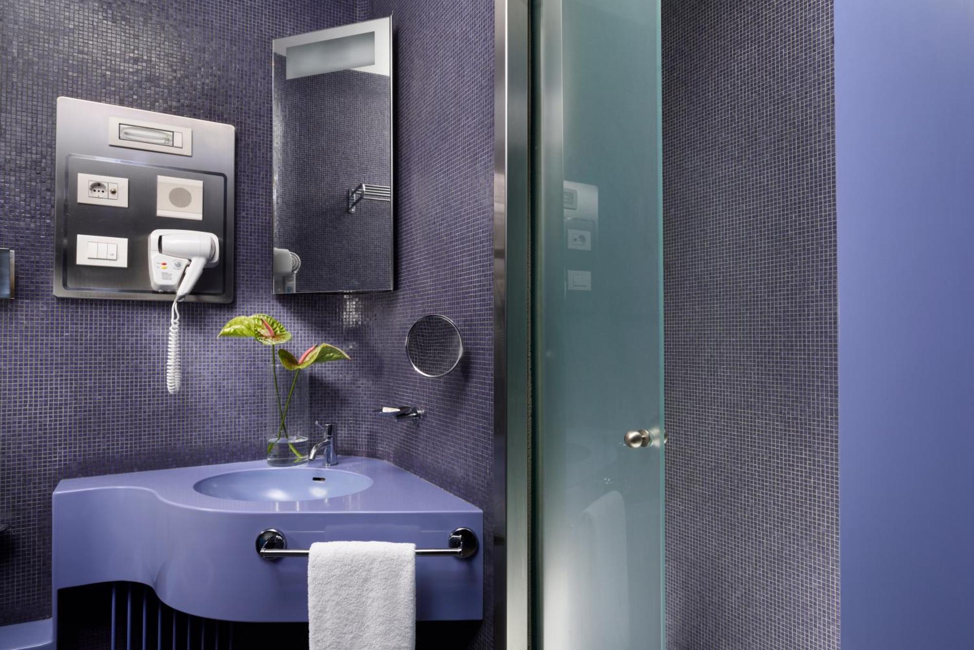 Classic Single Room